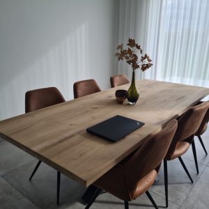 Aerts eettafel, massieve eik, 240 cm, zwarte spinpoot1