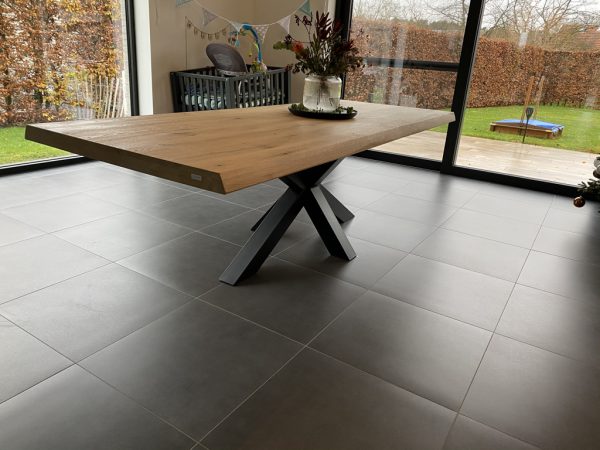 Aerts eiken eettafel 6 cm dik + spinpoot - Afbeelding 8
