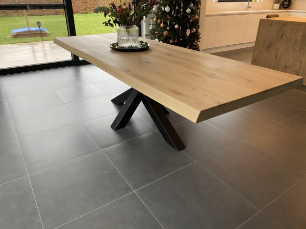 Aerts eiken eettafel 6 cm dik + spinpoot - Afbeelding 5