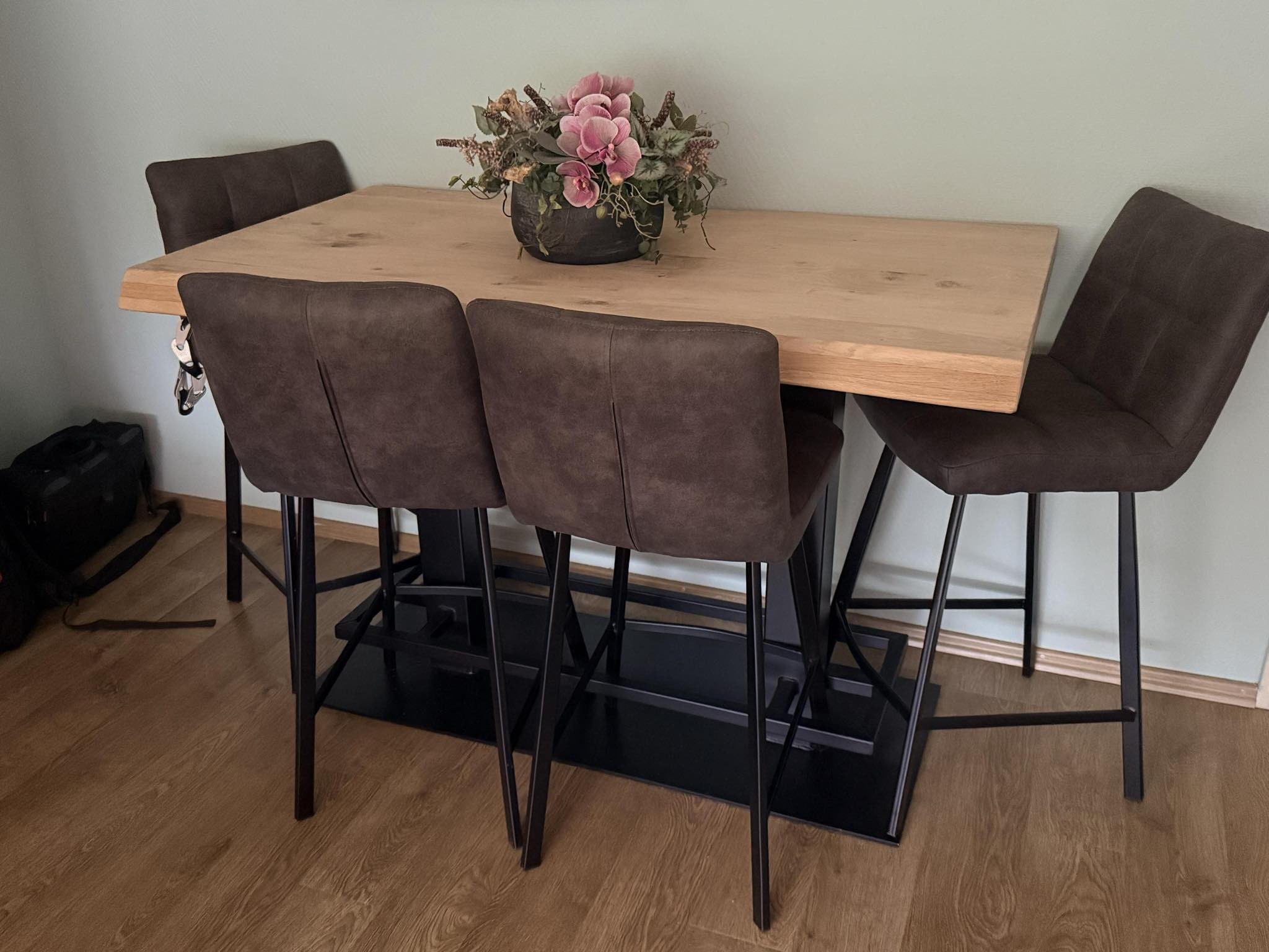 Aerts eiken bartafel, boomstam + voetensteun, A-keuze - Afbeelding 20