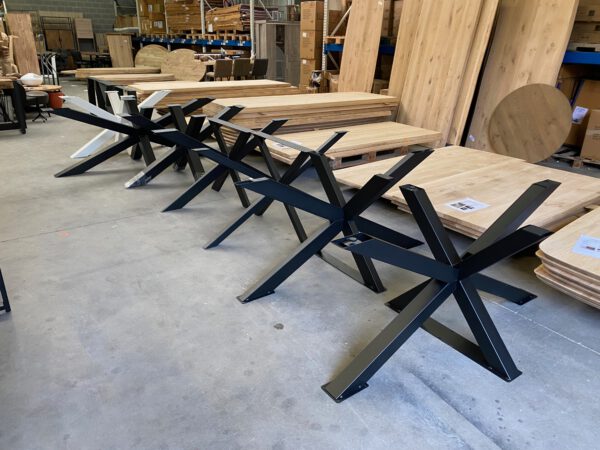 Aerts eiken eettafel 6 cm dik + spinpoot - Afbeelding 30