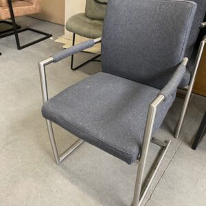 Armstoel antraciet stof