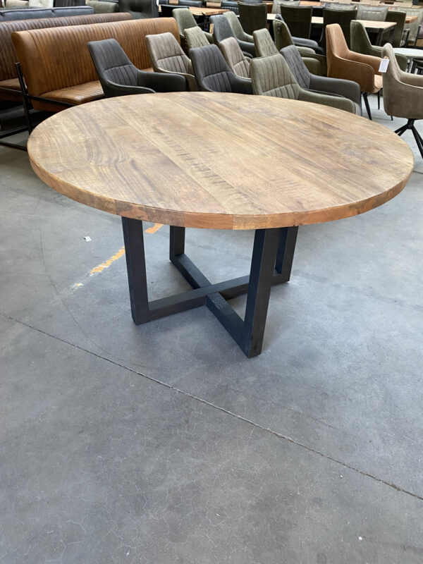 Dolci eettafel, mangohout