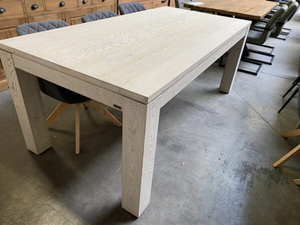 Toscana eettafel, creamy white