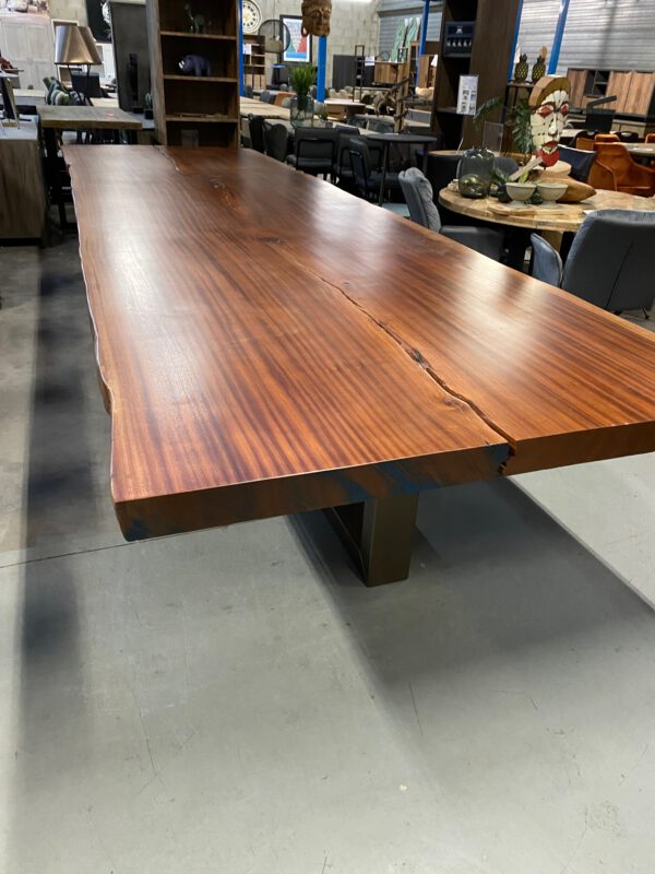 Eettafel 5 meter, massief mahonie, boomstam - Afbeelding 4
