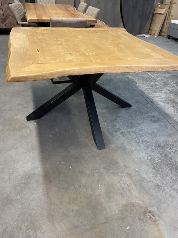 Soria eettafel vierkant, Tower Living - Afbeelding 3