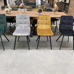 Armstoel velours, vier kleuren