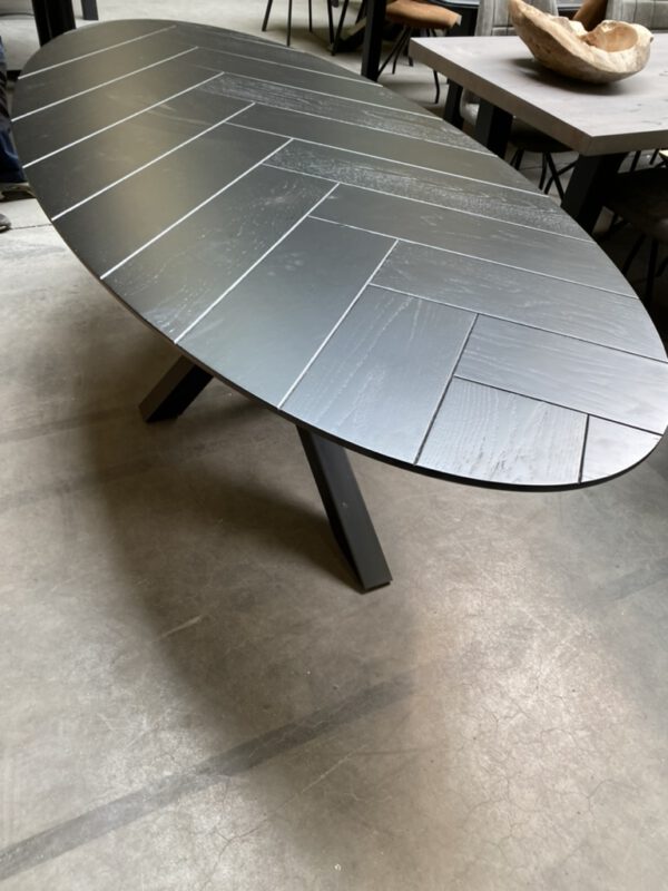 Zwart ovale eettafel, visgraat + verjongd - Afbeelding 6
