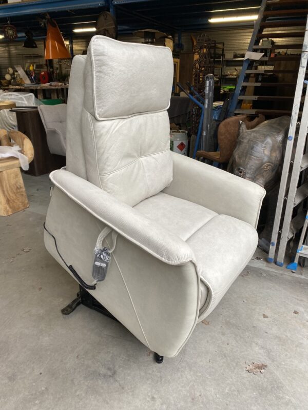 Fanny relaxfauteuil drie kleuren met sta-op functie - Afbeelding 8