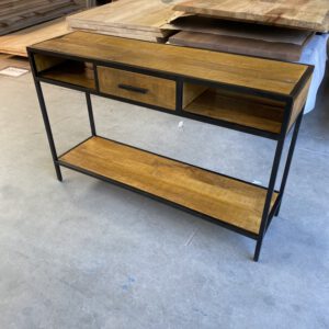 Mumbai sidetable, mango
