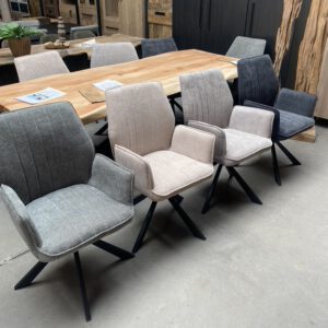 Deloris draaibare armstoel, vier kleuren
