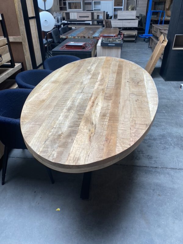 Elin eettafel ovaal, mangohout - Afbeelding 4