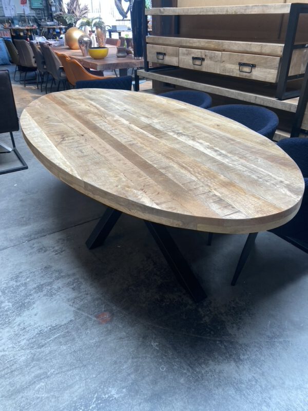 Elin eettafel ovaal, mangohout