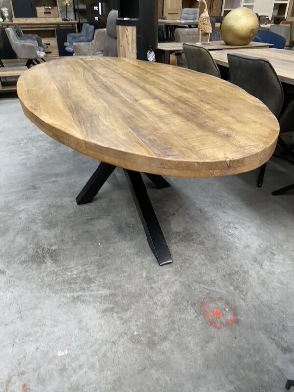 Daan eettafel, mangohout
