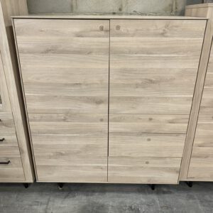 Famous bergkast, fresh oak 