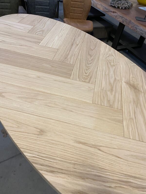Eiken eettafel ovaal, visgraat - Afbeelding 3