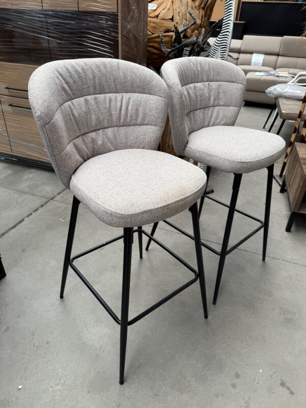 Peter barstoel beige stof