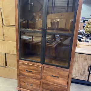 Vitrine, mangohout