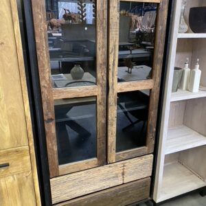 Anayah vitrine, Benoa