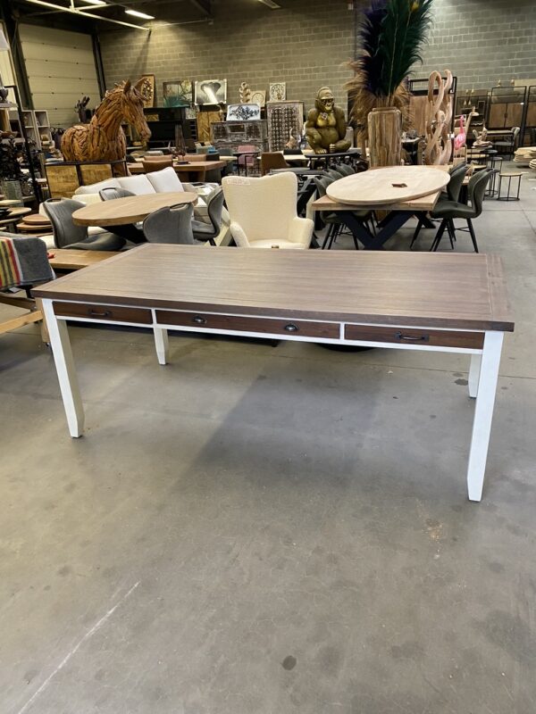 Eettafel, landelijk wit + smoke brown
