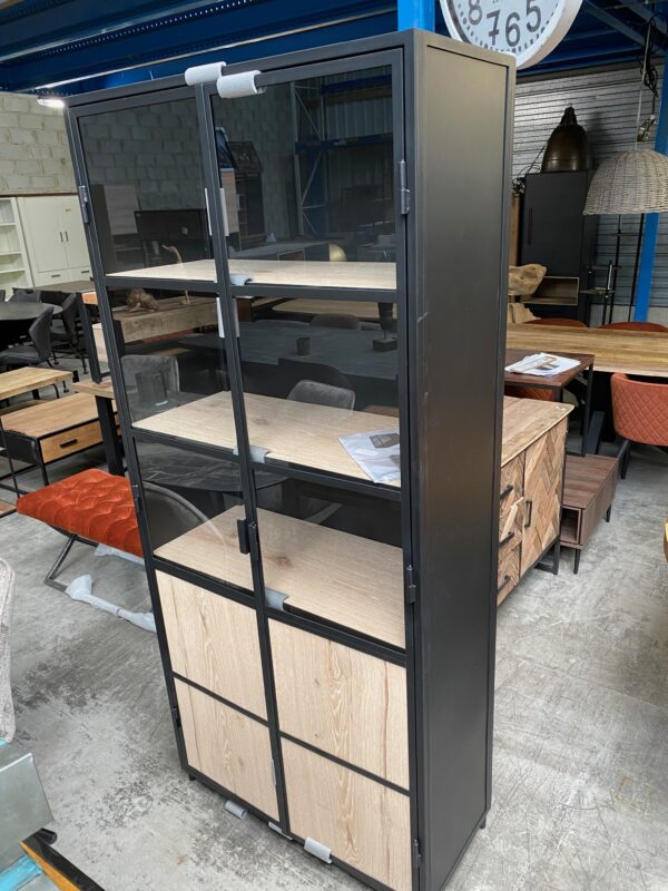 Metallo vitrine, metaal + hout