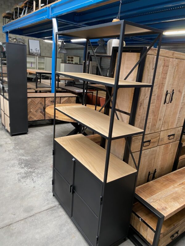Metallo boekenkast, metaal + hout