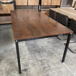 Mumbai eettafel, acaciahout