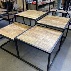 Industriële salontafel, mangohout, Benoa