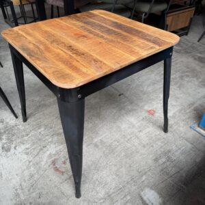 Horeca eettafel mangohout, 75-75 cm