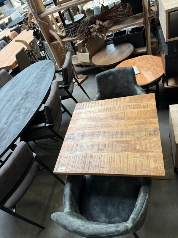 Horeca eettafel mangohout + twee stoelen - Afbeelding 5