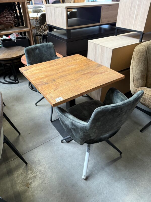 Horeca eettafel mangohout + twee stoelen - Afbeelding 4