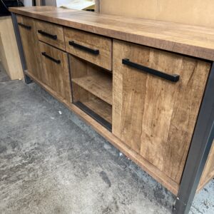 Kinga dressoir, kleur old teak