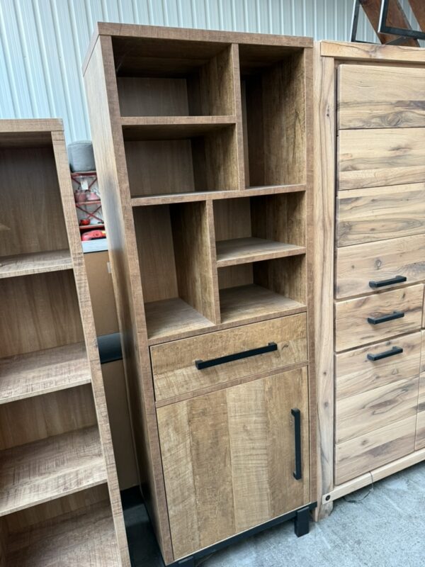 Malaga bergkast, kleur old teak