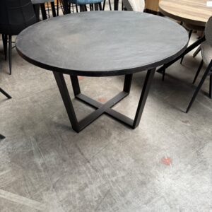 Eettafel rond, metalen blad