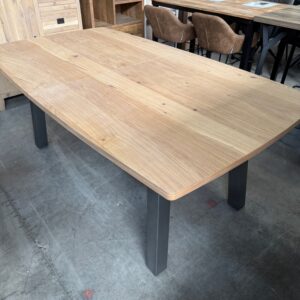 Pavaroti eettafel, uitschuifbaar