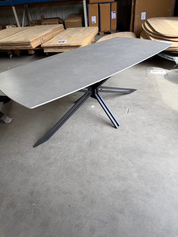 Yana eettafel, sintered stone - Afbeelding 4
