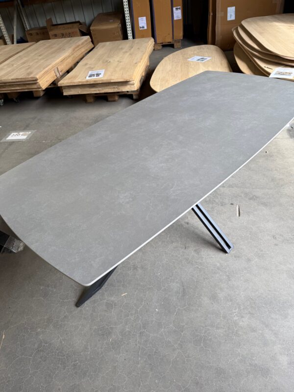 Yana eettafel, sintered stone - Afbeelding 3