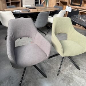 Vita armstoel bouclé, met returnfunctie