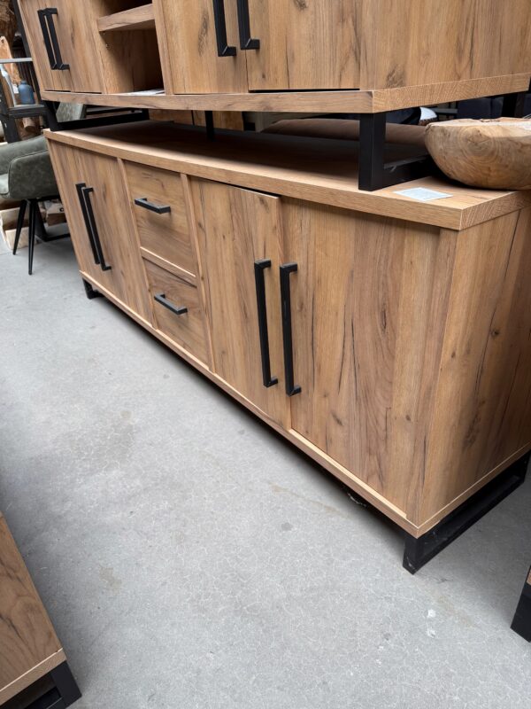 Ronda dressoir, kleur wild oak
