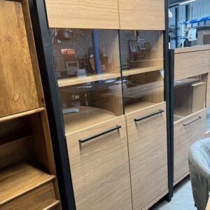 Serval vitrine hoog, blonde oak 