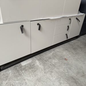 Stuttgart dressoir, kleur ivory