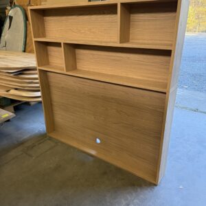 Tv-kast om op te hangen