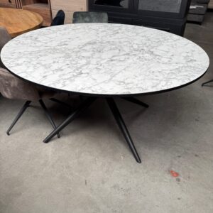 Iris eettafel, marble bianco