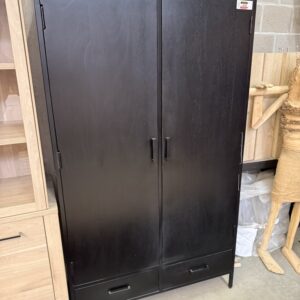 Kala bergkast, mangohout, Livingfurn