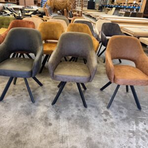 Emilie armstoel, met returnfunctie