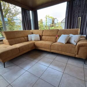 Fabien, hoeksalon met lounge, oker