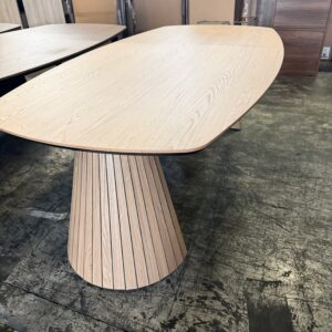 Costa eettafel, blonde oak