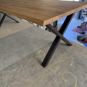 Massief eiken tafel, X-onderstel