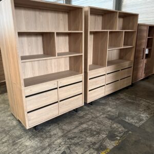 Pereira boekenkast, old oak