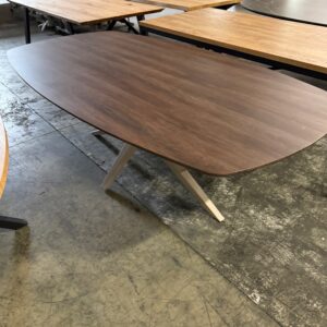 Wellington tafel, dark almond